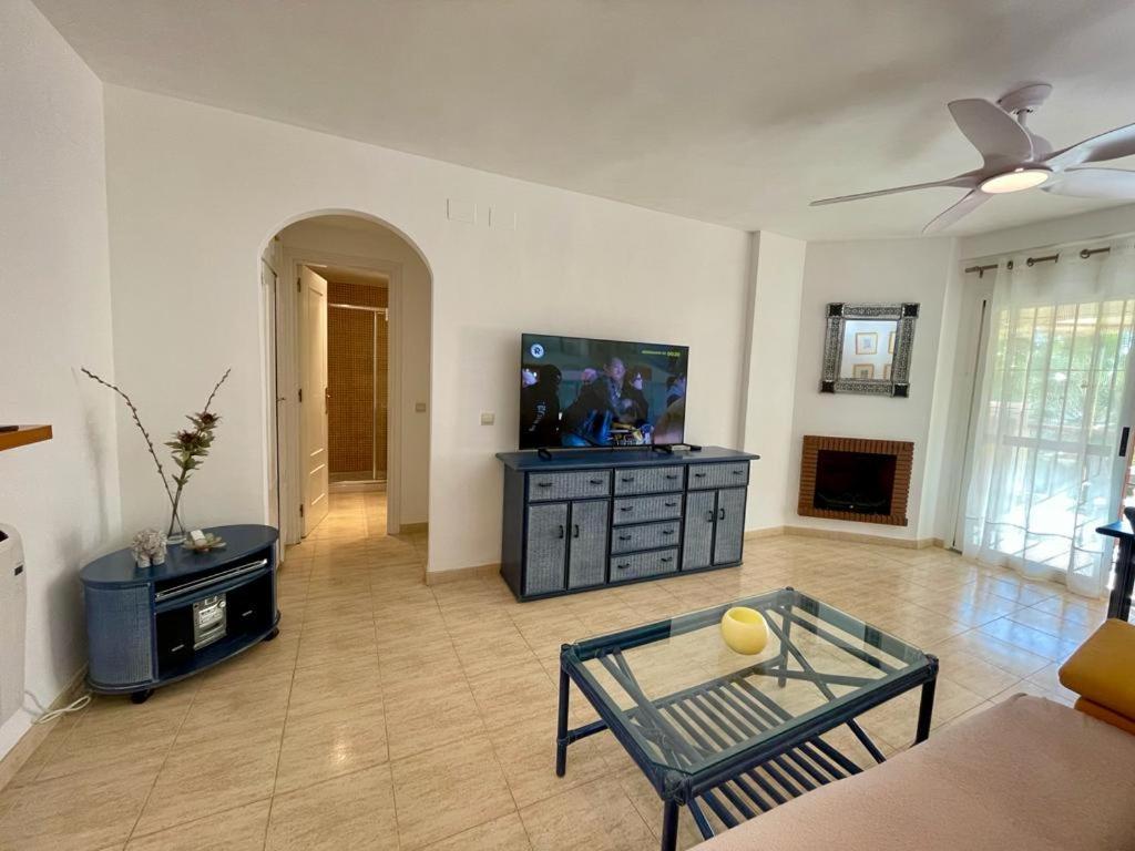 Comfy Apartment In The Heart Of The Costa Del Sol Sitio de Calahonda Exterior photo