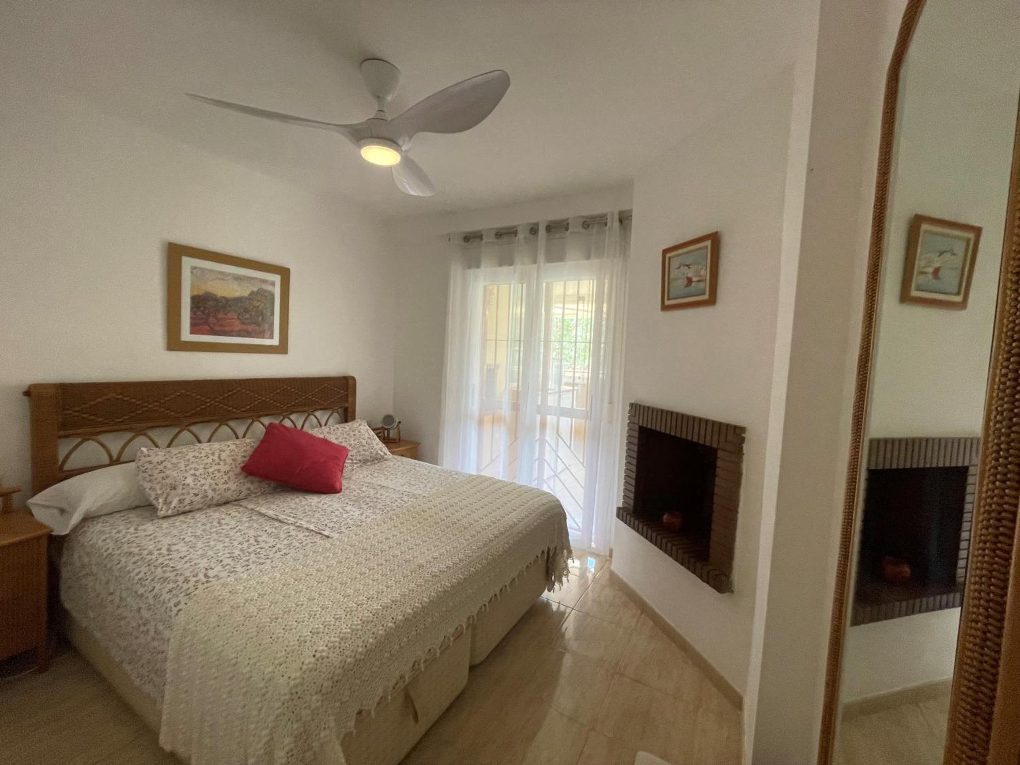 Comfy Apartment In The Heart Of The Costa Del Sol Sitio de Calahonda Exterior photo